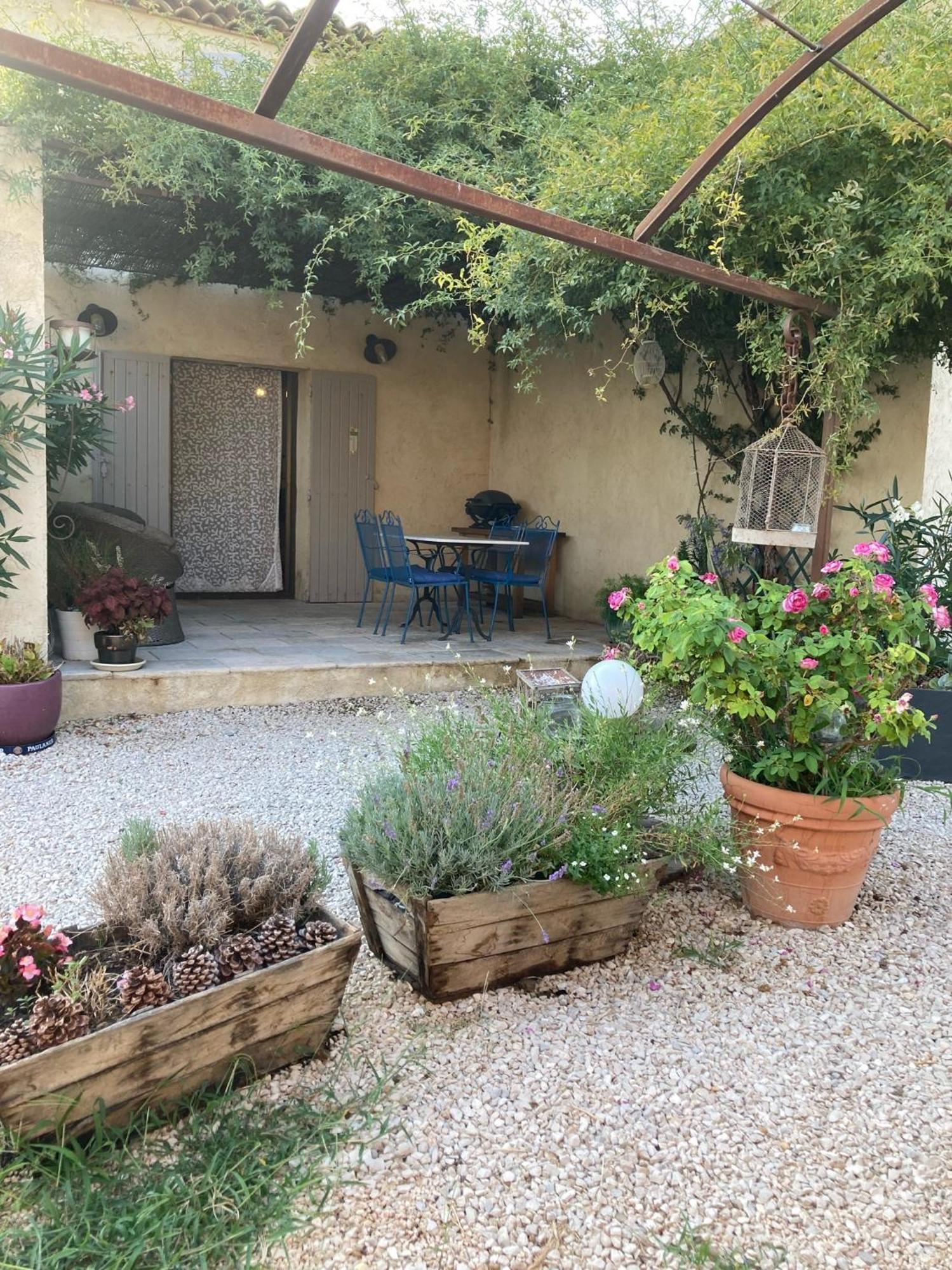 La Petite Garrigue Villa Mérindol Eksteriør bilde